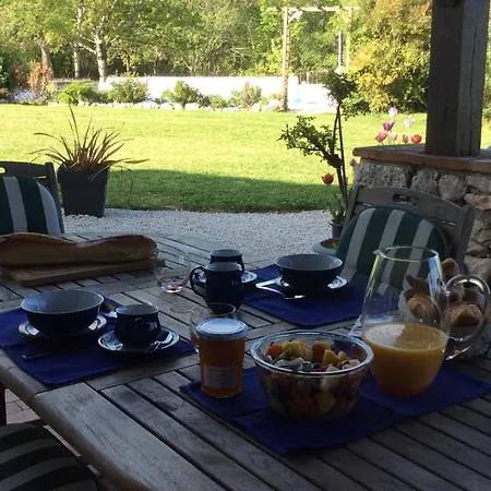 Sassios Couette-café Saint-Amans-de-Pellagal